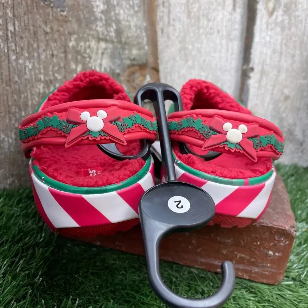 CROCS Mickey Mouse Christmas Holiday Lined Youth Clogs J2